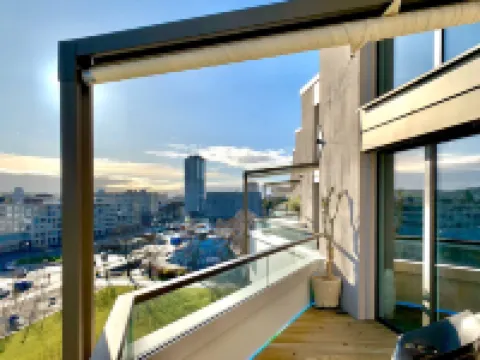 Central & Elegant at the new Residence Esplanade ビールのホテル