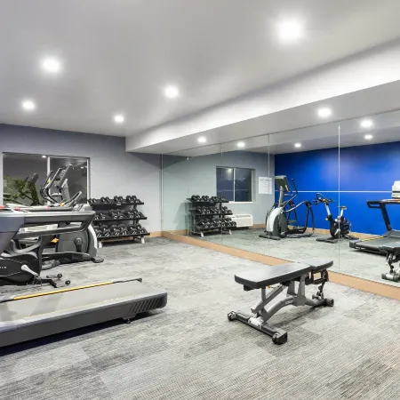 Holiday Inn Express Redding North – Shasta Lake