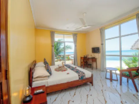 Double A Nungwi Beach Hotel โรงแรมในนุงวี