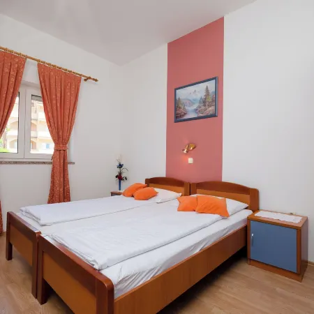 Apartments Mirjana
