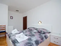 Apartments Marija I Lino Hotels in Lopar