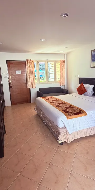 ดีลักวิวสระว่ายน้ำ