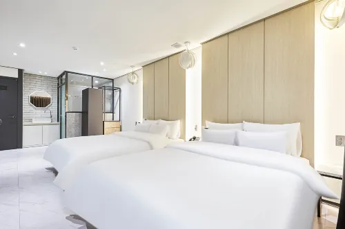 Hermes Hotel - 2-Star