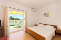 Apartment and Rooms Artina - Balkoner