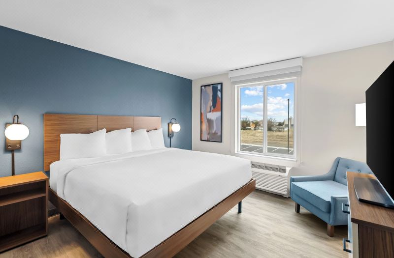 Everhome Suites Wichita Northeast by Choice Hotels