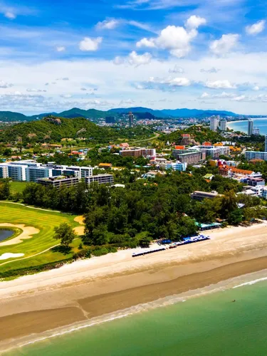 รูปภาพของBeachfront 2 bed Condo with SeaviewBW2)