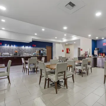 Best Western Plus Austin Airport Inn  Suites