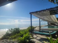 Lost Soles Lodge - Beach