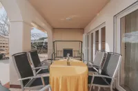 Pool Apartments Tolo - WLAN