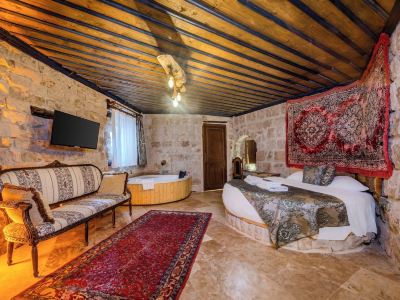 Lubberona Cave Cappadocia