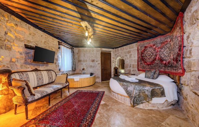 Lubberona Cave Cappadocia