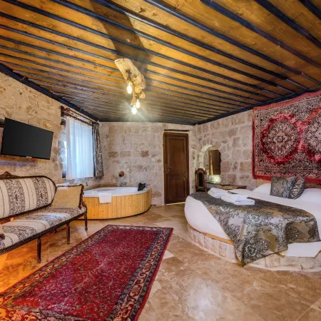 Lubberona Cave Cappadocia