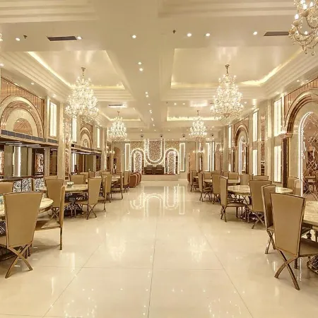 Marks Hotel & Banquet