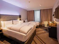 Premier Inn Stuttgart City Europaviertel Các khách sạn gần Trung tâm mua sắm Königspassage