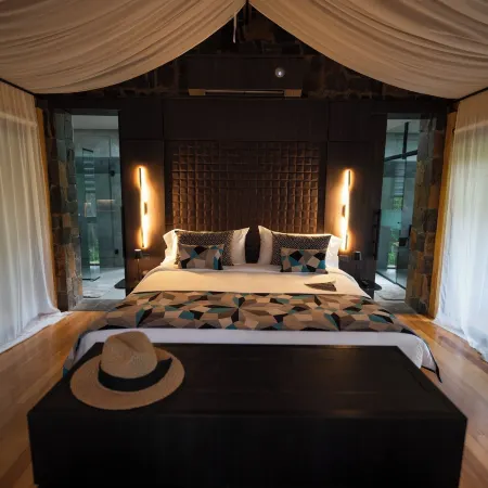 Entre Arboles Iguazu, Singular Collection by Amerian