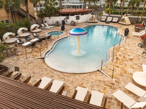 Castillo Real St. Augustine Beach Resort, Tapestry by Hilton - Uima-altaat