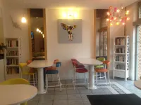 Hotel Couleurs Sud Avec Ascenseur et Restaurant Gare - Centre Ville Charleville-Mézières