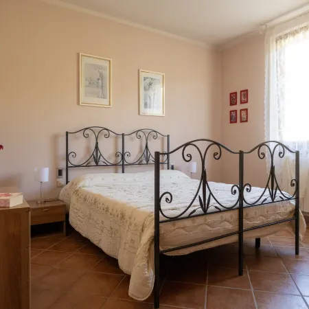 Villa in Tuscany with Private Pool & Views
