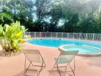 Hollywood Hotel Cannes - piscina
