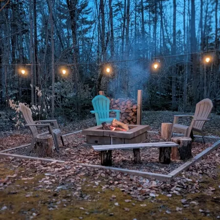 Cozy Cabin in Barss Corner with hot tub. Pet-Friendly!