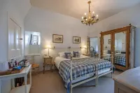Barcaldine Castle Hotels in 