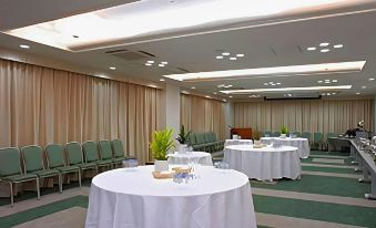 Kuretake Inn Okayama