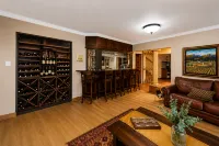 Sunward Park Guest House & Conference Center