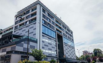Capitol Suites
