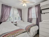 Oceanblock & Downtown Bethany - 2 bed / 1 bathroom with Private Sun Porch Hotels in Bethany Beach