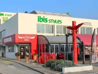 宜必思尚品克羅勒格勒諾布爾 A41 飯店 - 山景