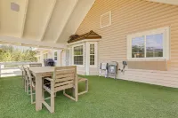25-acre Hideaway in Oakhurst: Pet Friendly! - 2-Star