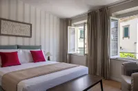 Lucca Old Town Apartment - 2-Star