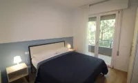 Spacious Flat 200mt from the Beach - موقف سيارات
