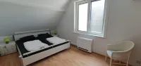 Eco Retreat by the Sea - parking