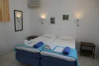 Charming Naxos Villa, Ocean Views, Modern Comfort, Tranquil Escape - Villaer