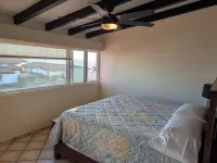 Cozy condo 2 minutes from the beach at a tennis resort gated community - balcón