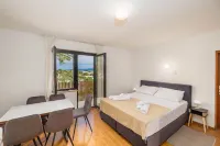 Charming Studio for 4 personst in Malinska with sea view - 4성급