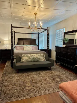 Rivertown Retreat Dufour HouseSleeps 4 - Wifi