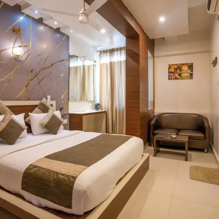 Aishwarya Suites