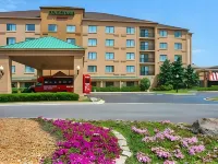 فندق آرت باريس إست Hotels near الحي التاسع عشر - بوت - شومونت - لا فيليت