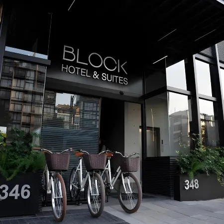 Hotel Block Suites