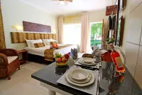 Wilger Guesthouse - Self-Catering Business Accommodation in Centurion - balcon