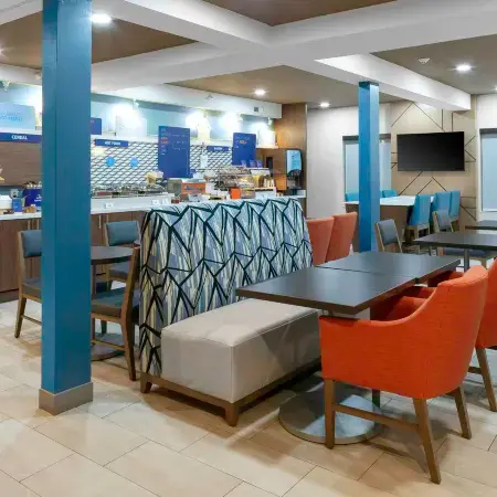 Holiday Inn Express & Suites Kimball by IHG