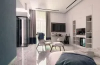 ViaRomaHome - balcony