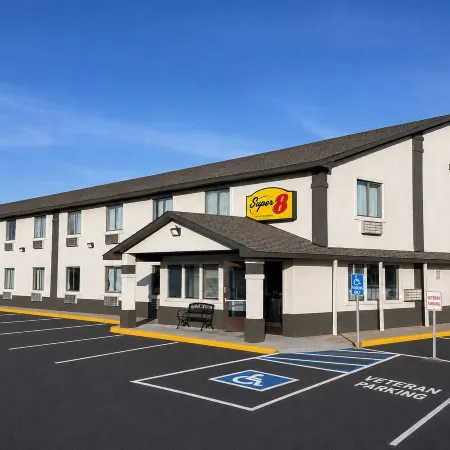 Super 8 by Wyndham Blackwell