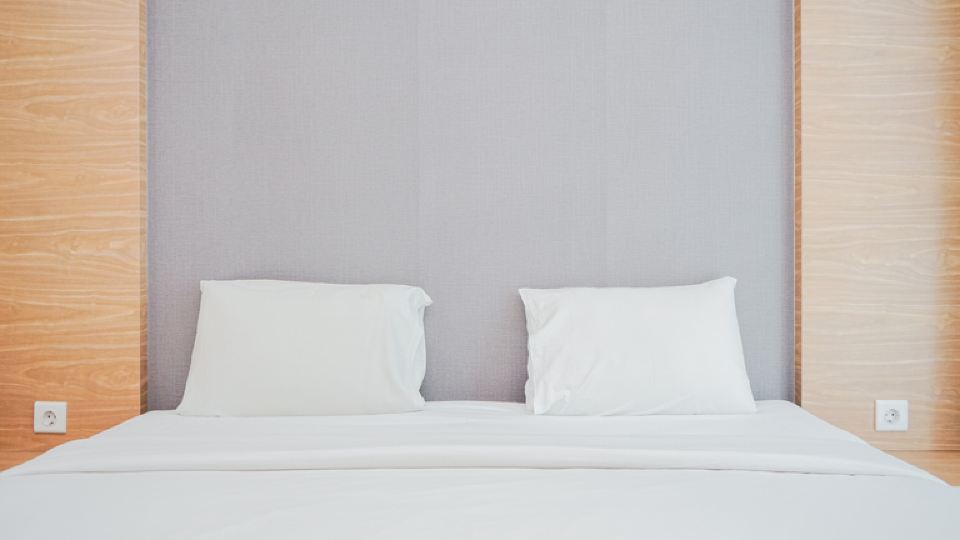 Great Choice 1BR at Brooklyn Alam Sutera Apartment By Travelio