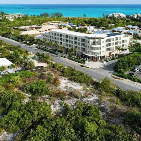 Ellipse Resort, Grace Bay