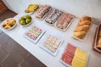 Pousada Peruibe 455 - breakfast
