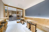 Brown Dot Hotel - 駐車場