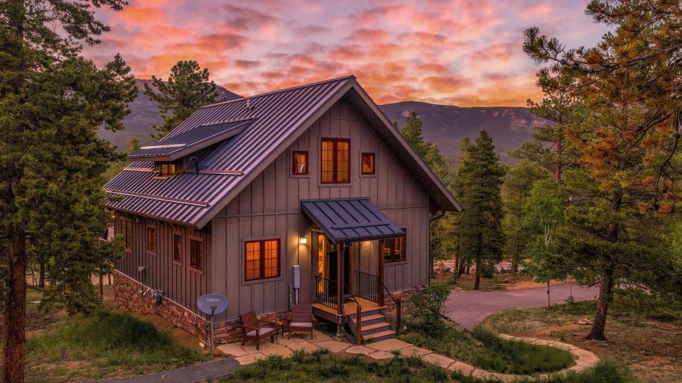 Royal Elk Lodge
